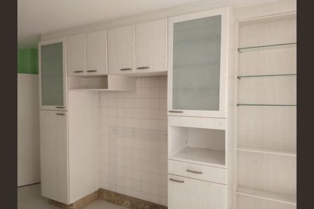 Casa à venda com 362m², 6 quartos e 2 vagas