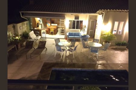 Casa à venda com 362m², 6 quartos e 2 vagas