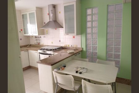 Casa à venda com 6 quartos, 362m² em Cosme Velho, Rio de Janeiro