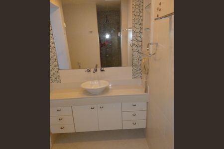 Casa à venda com 362m², 6 quartos e 2 vagas