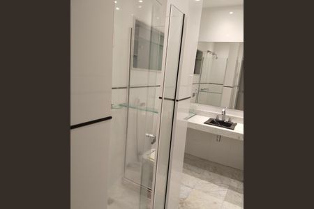 Casa à venda com 362m², 6 quartos e 2 vagas