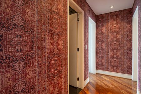 Apartamento à venda com 180m², 2 quartos e 2 vagasCorredor