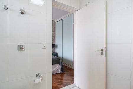 Apartamento à venda com 180m², 2 quartos e 2 vagasBanheiro da Suíte 2