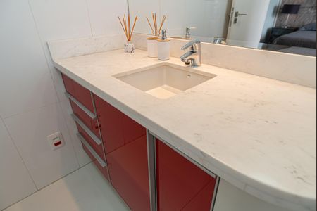 Apartamento à venda com 180m², 2 quartos e 2 vagasBanheiro da Suíte 2