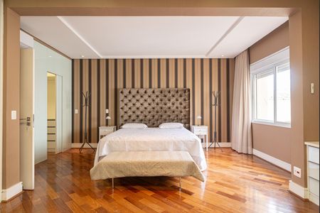 Apartamento à venda com 180m², 2 quartos e 2 vagasSuíte 1