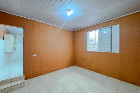 Sala/Quarto de casa para alugar com 1 quarto, 60m² em Vila Invernada, São Paulo