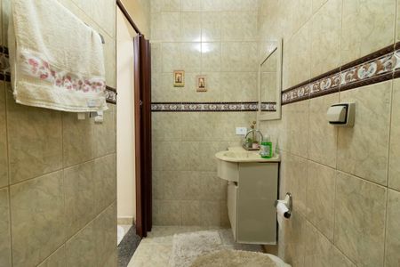 Casa para alugar com 190m², 3 quartos e 4 vagasBanheiro 2