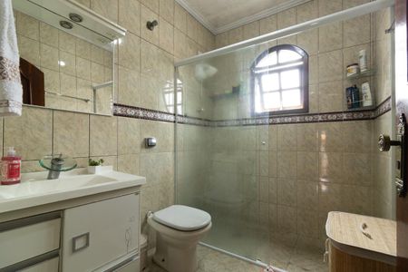 Casa para alugar com 190m², 3 quartos e 4 vagasBanheiro 1