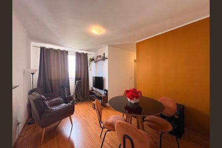 Sala de apartamento para alugar com 2 quartos, 56m² em Parque Sao Vicente, Santo André