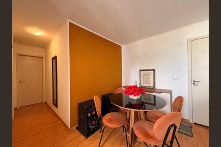 Sala de apartamento para alugar com 2 quartos, 56m² em Parque Sao Vicente, Santo André