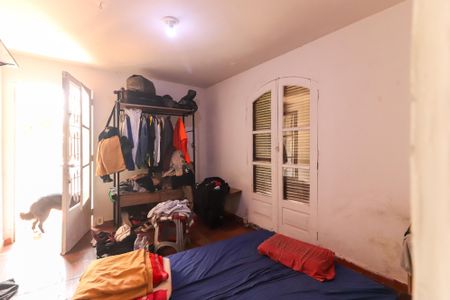 Casa à venda com 252m², 4 quartos e 4 vagasEdicula - Quarto 