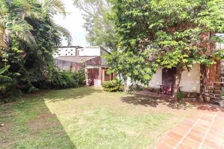 Casa à venda com 252m², 4 quartos e 4 vagasQuintal