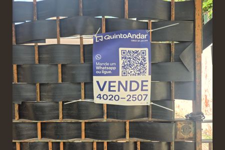 Casa à venda com 252m², 4 quartos e 4 vagasFachada - Plaquinha