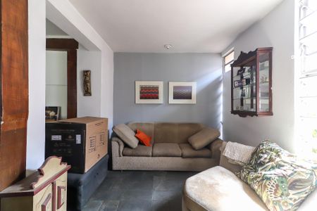 Sala de casa à venda com 4 quartos, 252m² em Caxingui, São Paulo