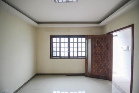 Sala de casa para alugar com 2 quartos, 85m² em Jardim Imperio, Nova Iguaçu