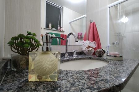 Apartamento à venda com 72m², 2 quartos e 1 vagaBanheiro Corredor