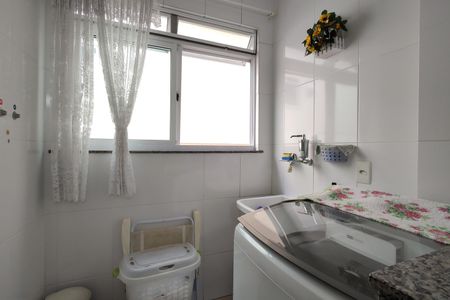 Apartamento à venda com 72m², 2 quartos e 1 vagaÁrea comum