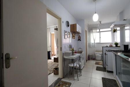 Apartamento à venda com 72m², 2 quartos e 1 vagaCozinha - Armários