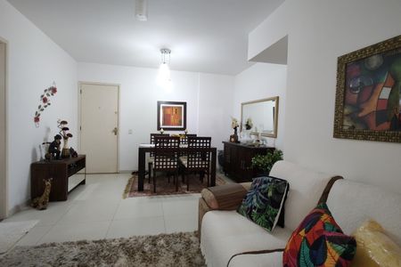 Apartamento à venda com 72m², 2 quartos e 1 vagaSala