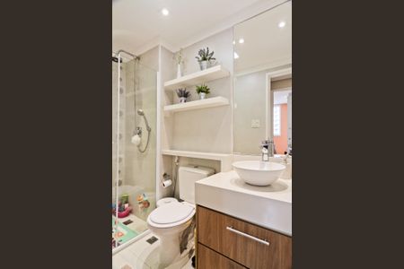 Apartamento à venda com 65m², 2 quartos e 1 vaga Apartamento à venda com 65m², 2 quartos e 1 vagaBanheiro