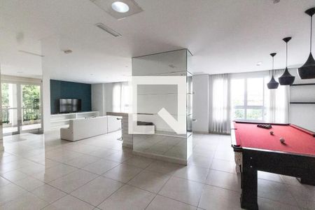 Apartamento à venda com 65m², 2 quartos e 1 vaga Apartamento à venda com 65m², 2 quartos e 1 vagaSalão de jogos