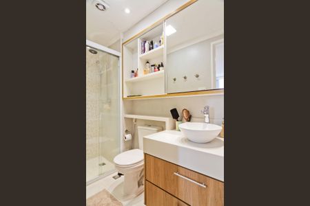 Apartamento à venda com 65m², 2 quartos e 1 vaga Apartamento à venda com 65m², 2 quartos e 1 vagaBanheiro da Suíte