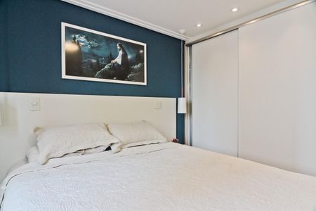 Apartamento à venda com 65m², 2 quartos e 1 vaga Apartamento à venda com 65m², 2 quartos e 1 vagaSuíte