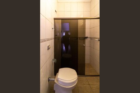 Casa à venda com 250m², 3 quartos e 3 vagasBanheiro Social 2