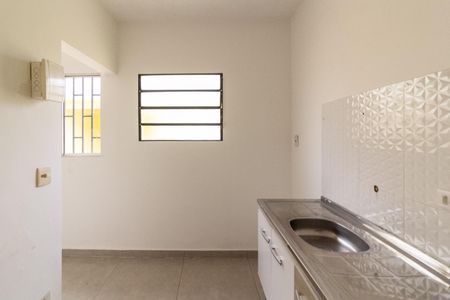 Casa à venda com 250m², 3 quartos e 3 vagasEdícula - Cozinha