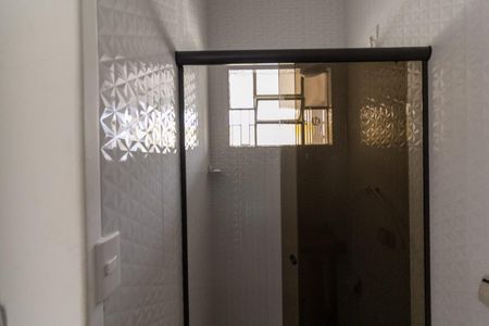 Casa à venda com 250m², 3 quartos e 3 vagasEdícula - Banheiro