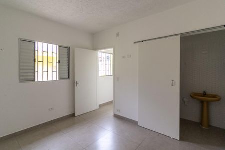 Casa à venda com 250m², 3 quartos e 3 vagasEdícula - Quarto