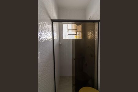 Casa à venda com 250m², 3 quartos e 3 vagasEdícula - Banheiro