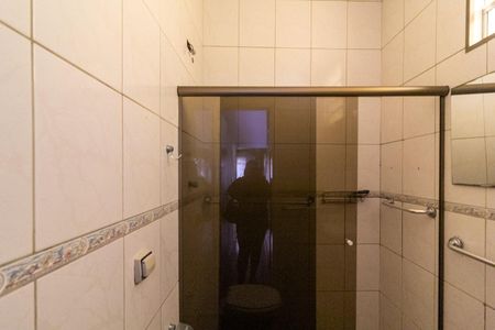 Casa à venda com 250m², 3 quartos e 3 vagasBanheiro Social 2