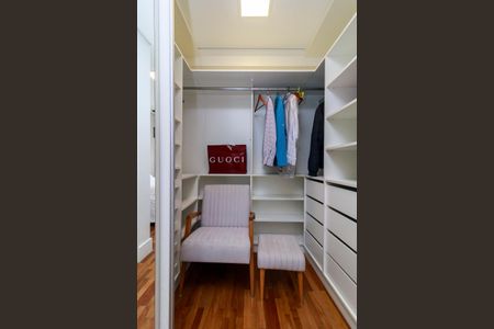 Apartamento à venda com 131m², 3 quartos e 2 vagasSuíte 1 - Closet