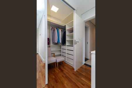 Apartamento à venda com 131m², 3 quartos e 2 vagasSuíte 1 - Closet