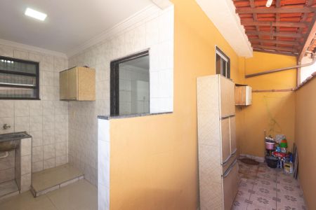 Casa para alugar com 204m², 2 quartos e 1 vagaÁrea de Serviço