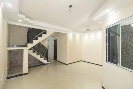 Sala de casa para alugar com 2 quartos, 204m² em Campo Grande, Rio de Janeiro