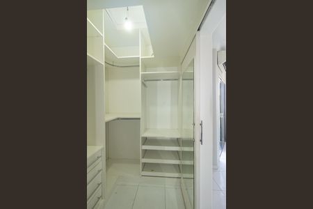 Casa para alugar com 204m², 2 quartos e 1 vagaCloset da Suíte 1