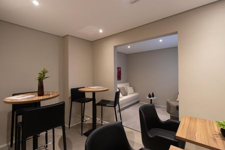 Apartamento para alugar com 32m², 1 quarto e sem vagaÁrea comum - Salão de festas