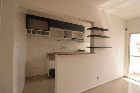 Sala de apartamento à venda com 2 quartos, 51m² em Ponte Sao Joao, Jundiaí