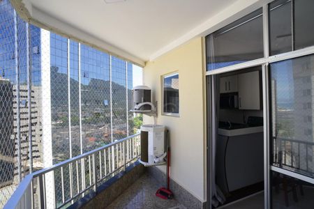 Varanda de apartamento para alugar com 1 quarto, 50m² em Barra da Tijuca, Rio de Janeiro