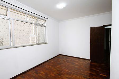 Sala de apartamento para alugar com 2 quartos, 65m² em Padre Eustáquio, Belo Horizonte