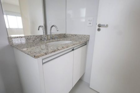 Apartamento à venda com 75m², 3 quartos e 2 vagasBanheiro