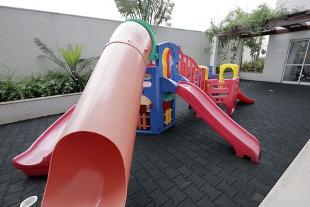 Apartamento à venda com 75m², 3 quartos e 2 vagasÁrea comum - Playground