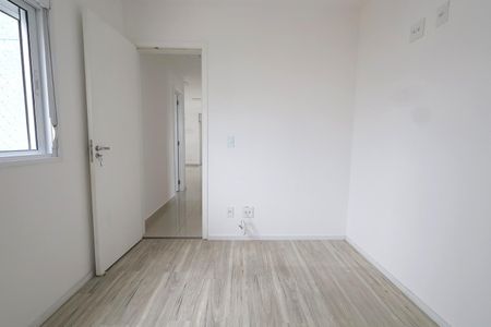 Apartamento à venda com 75m², 3 quartos e 2 vagasQuarto 2