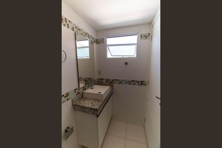 Apartamento à venda com 160m², 3 quartos e 1 vaga Apartamento à venda com 160m², 3 quartos e 1 vagaBanheiro da Suíte