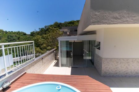 Apartamento à venda com 160m², 3 quartos e 1 vaga Apartamento à venda com 160m², 3 quartos e 1 vagaÁrea externa