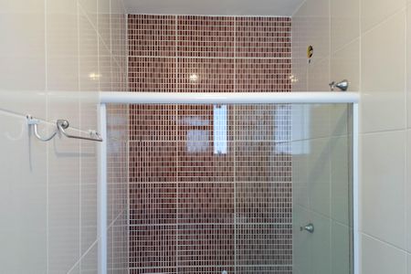 Casa à venda com 147m², 3 quartos e 2 vagasBanheiro da Suíte