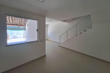 Sala de casa à venda com 3 quartos, 147m² em Piratininga, Niterói
