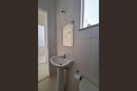 Casa à venda com 147m², 3 quartos e 2 vagasLavabo